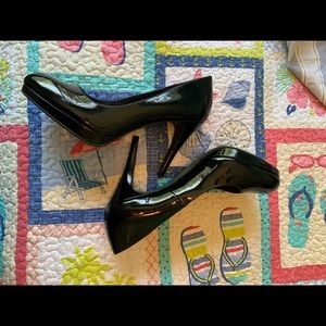 Size 10 Christian Siriano heels NWOT